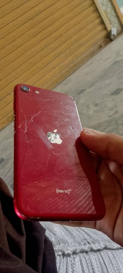Apple iPhone SE