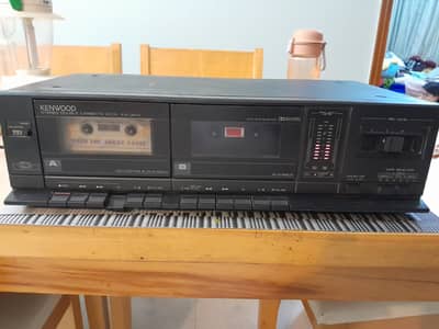 KENWOOD DOUBLE CASSETTE PLAYER