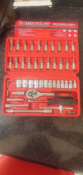 Tool set and mirrors 1