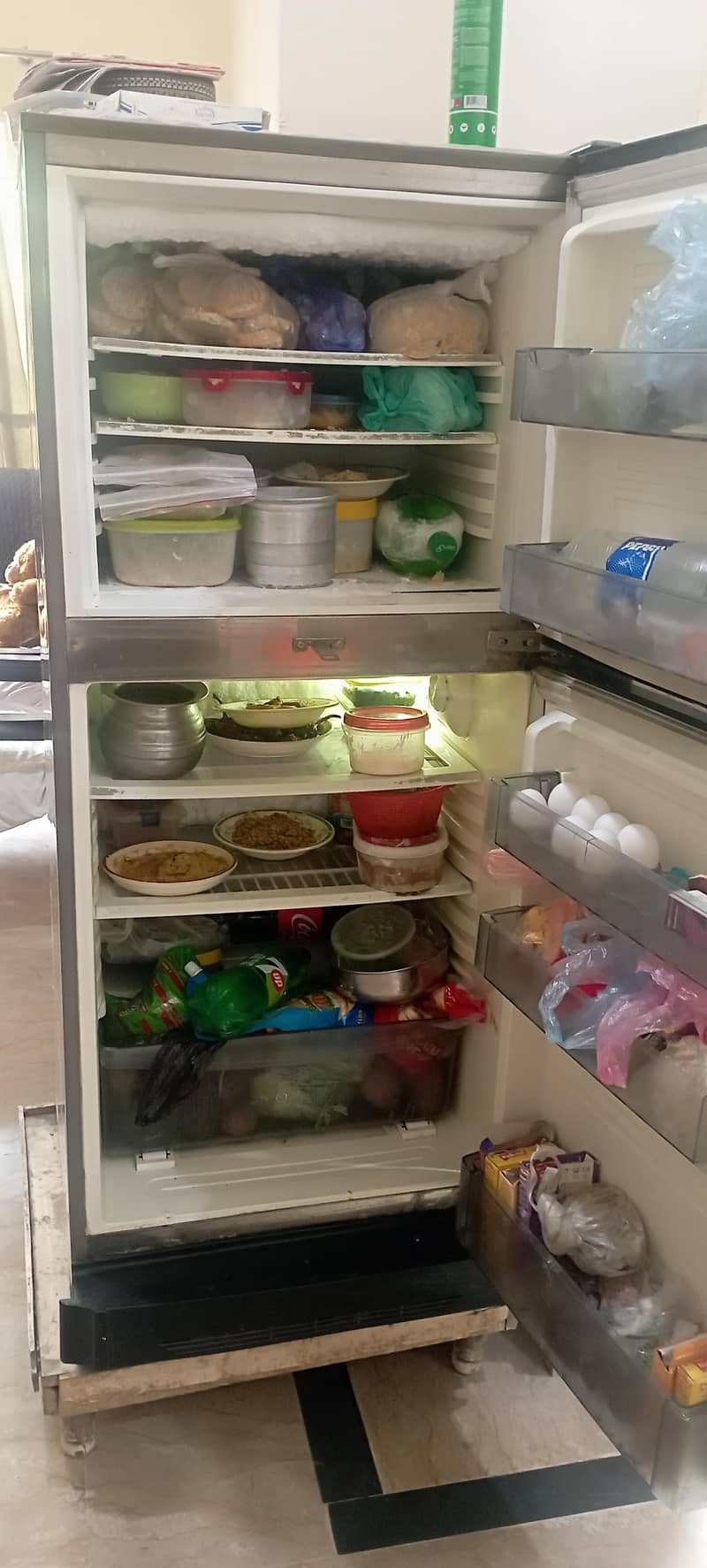 Refrigerator 1