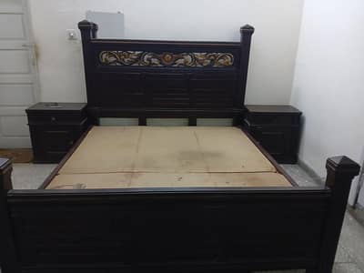 Complete bed set Urgent sale