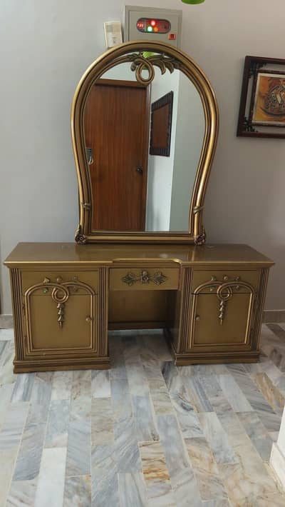 Dressing Table