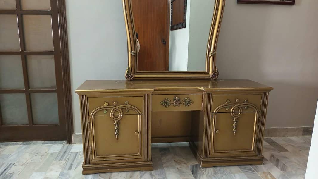 Dressing Table 1