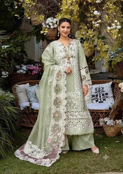 Luxury Embroidered Chikankari 3-Piece Suit |