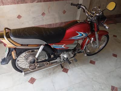 Yamaha Junoon