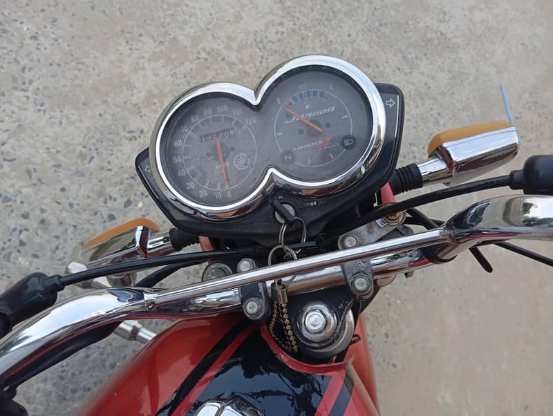 Yamaha Junoon 5