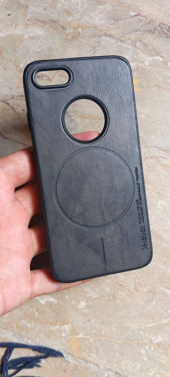 Apple iPhone 7 1