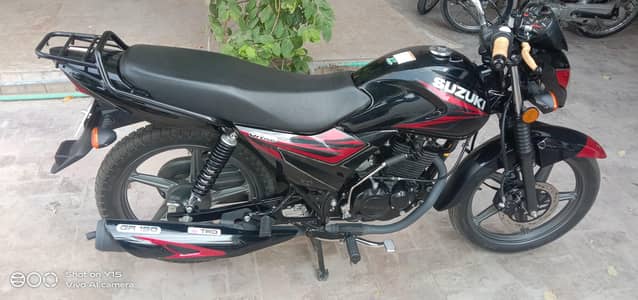 Suzuki gr150 black. available in dunyapur city