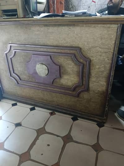 Mazboot Lakri K Cabin Glass Door or Counter