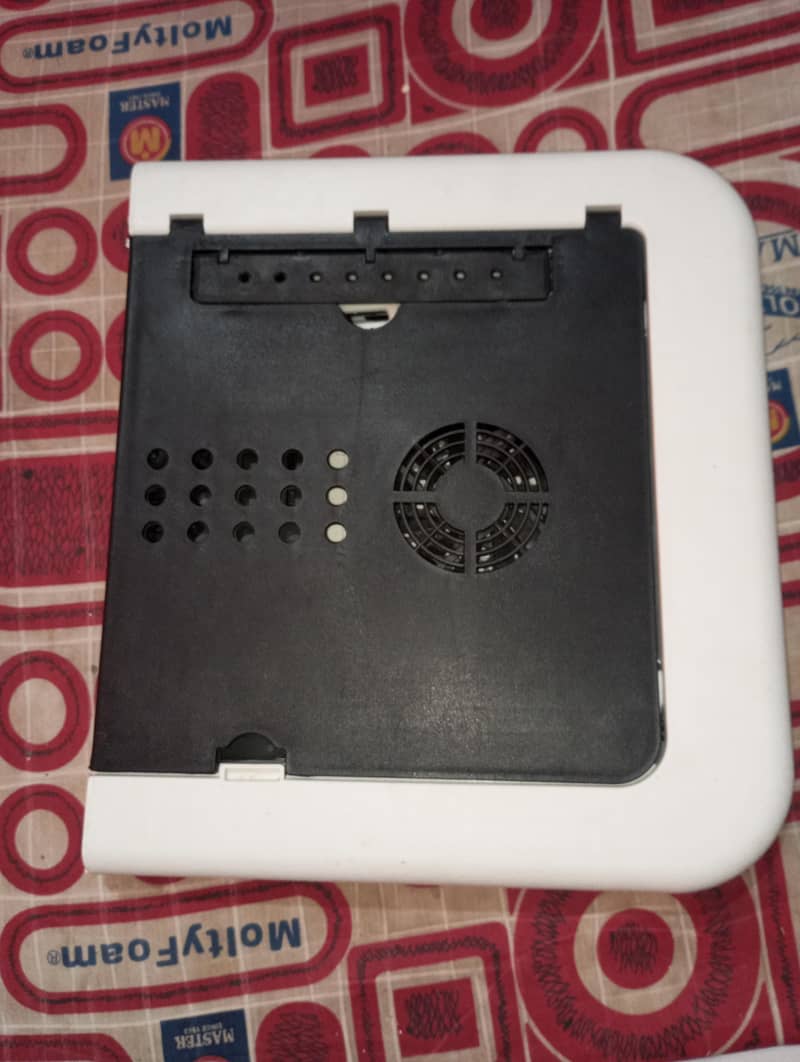 foldable Laptop E table 1