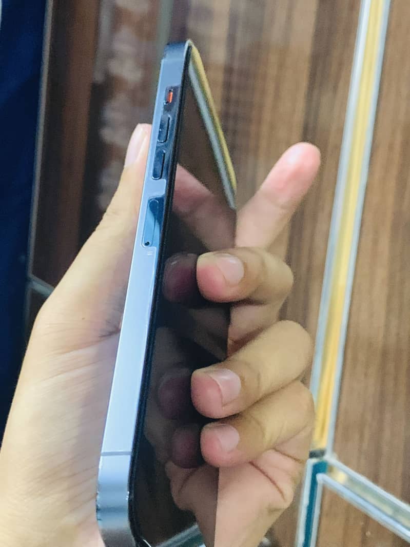 iPhone 13pro max PTA 5
