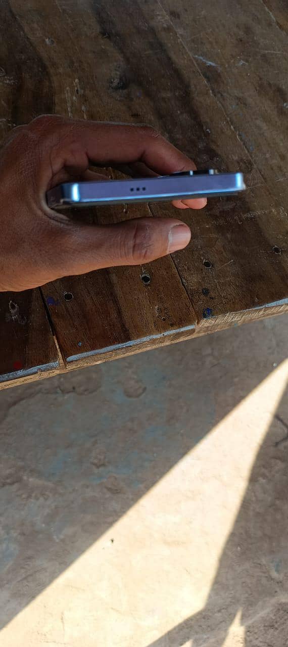 Tecno CAMON 20 2