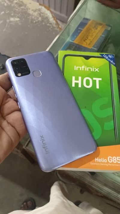 HOT 10S  FULL BOX