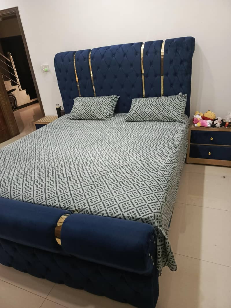 King Size Bed 0