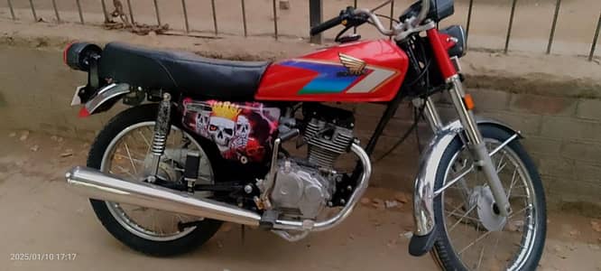 Honda 125 urgent for sale WhatsApp 03, 09, 66, 98,137
