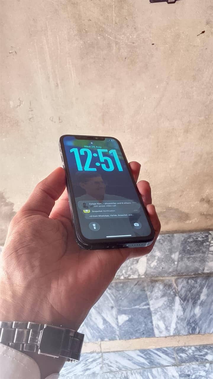 Apple iPhone 12 Pro 1