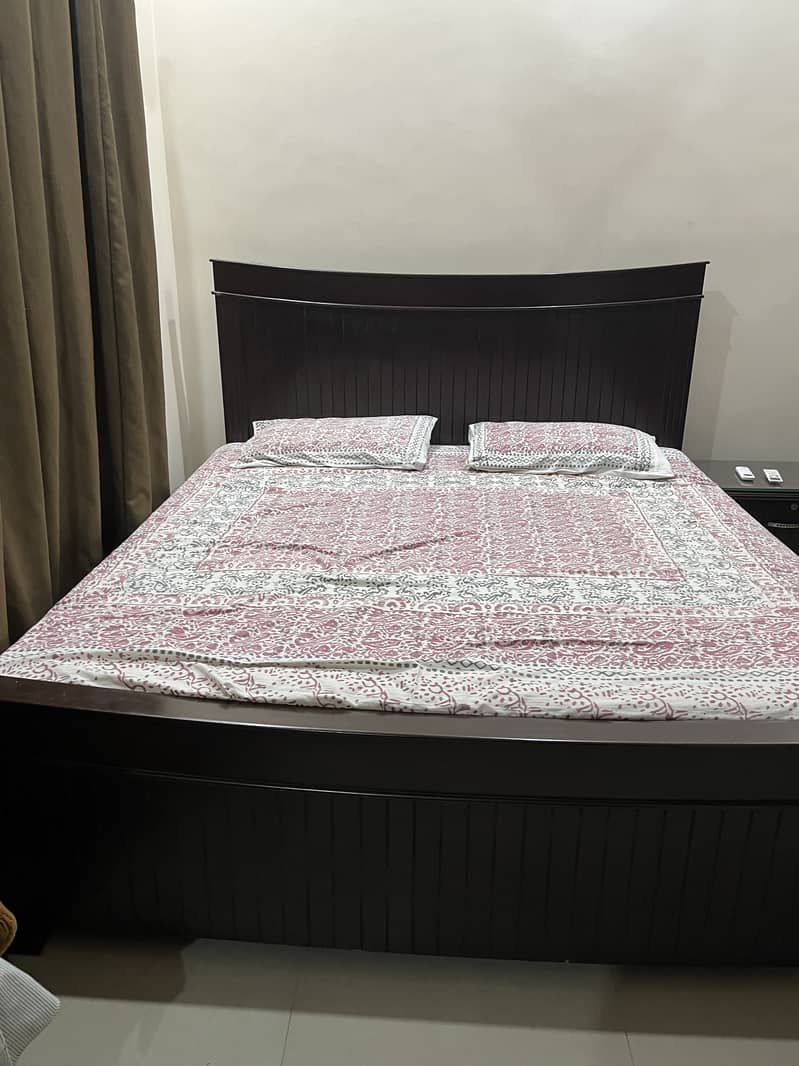 Complete bed set 0