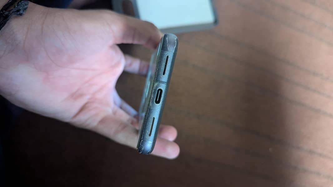Google Pixel 8 1