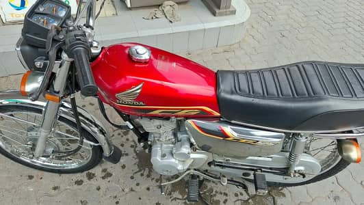Honda 125 self start good condition