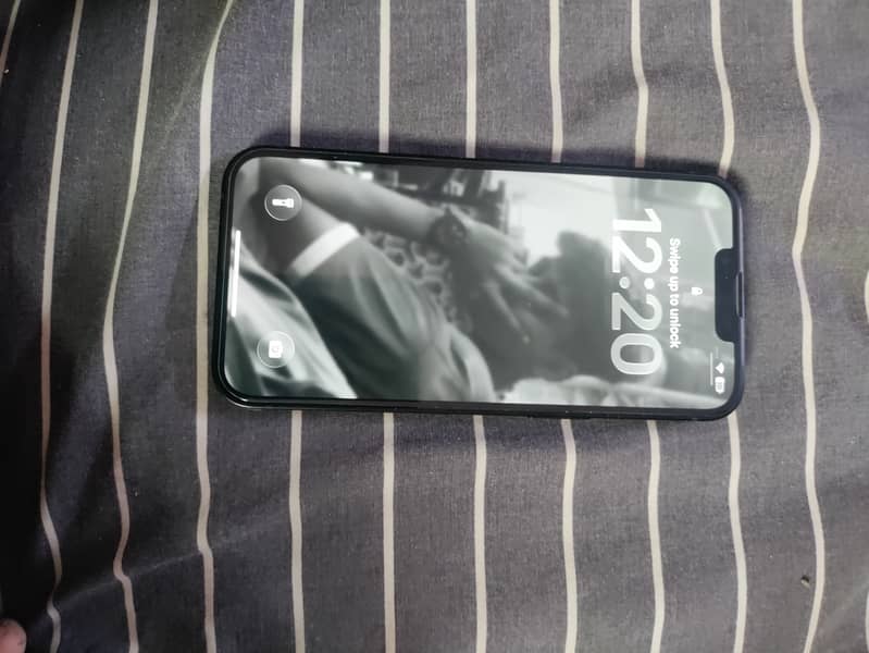 Apple iPhone 13 3
