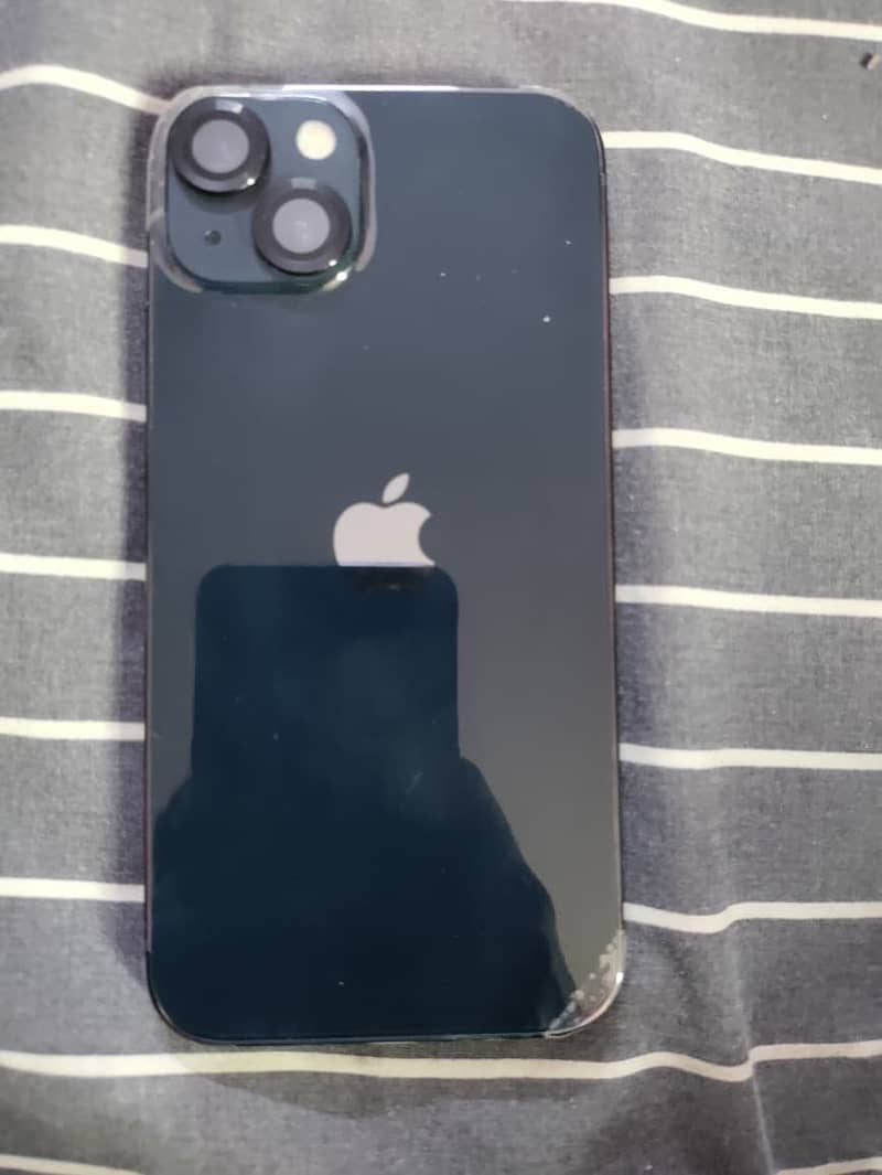 Apple iPhone 13 11