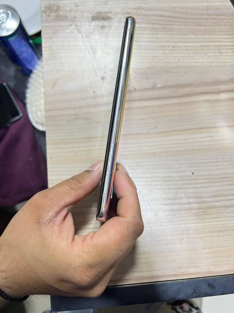 One Plus 8 Pro 5