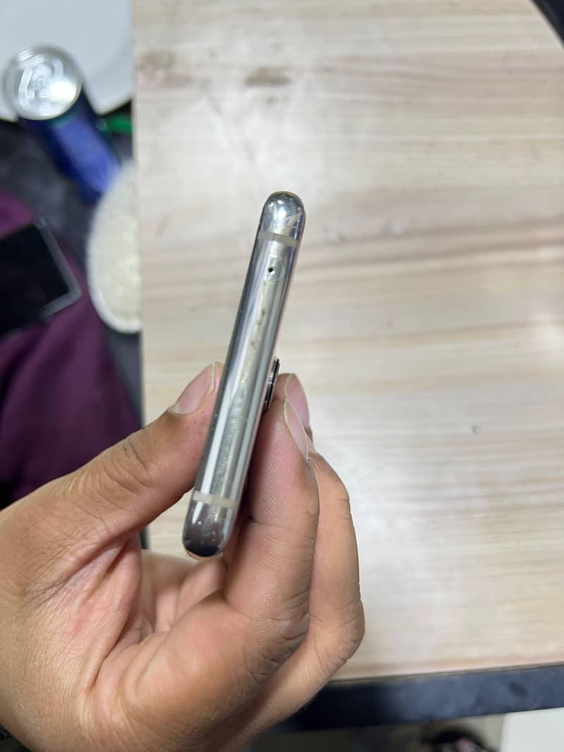 One Plus 8 Pro 6