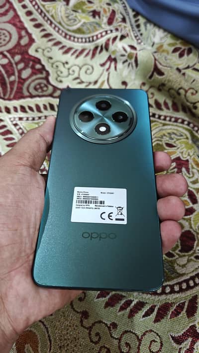 OPPO Reno F12