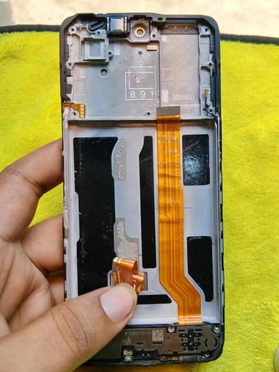 vivo y36 5g geniun pullout body condition 9 by10 with all accessories