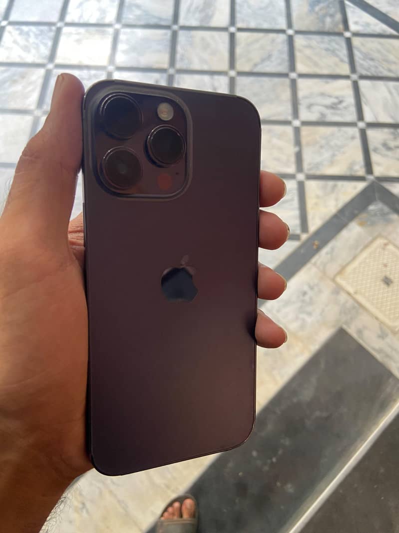 Apple iPhone 14 Pro Max 0
