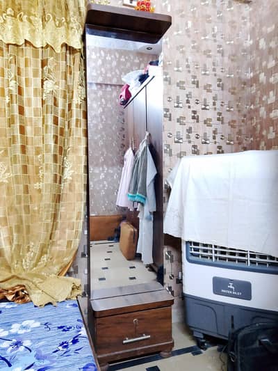 Dressing cupboard + Mirror
