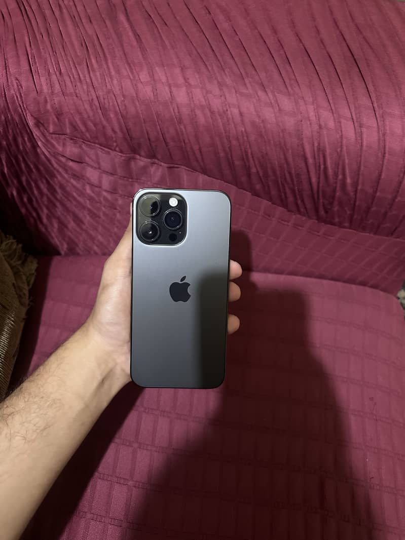 Apple iPhone 14 Pro Max 3