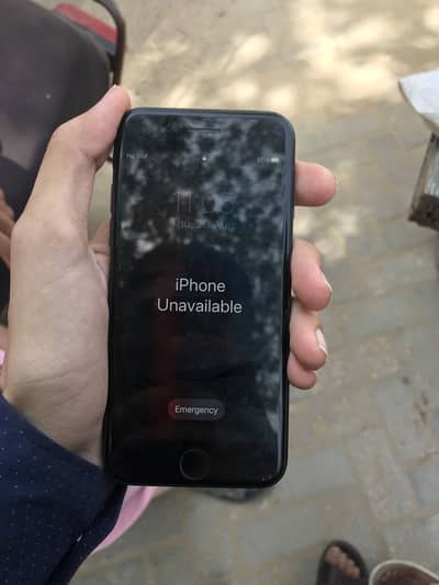 Apple iPhone 7