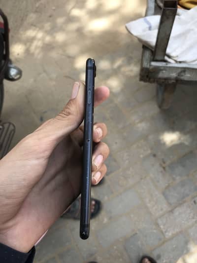 Apple iPhone 7