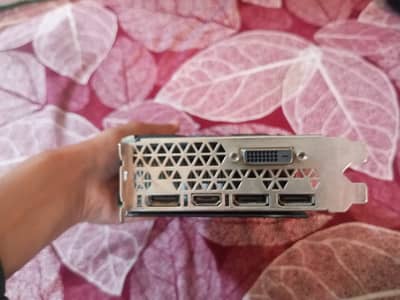 Rx 580 8gb Maxsun 2048sp 65-68 max temps Sealed card  Fully working