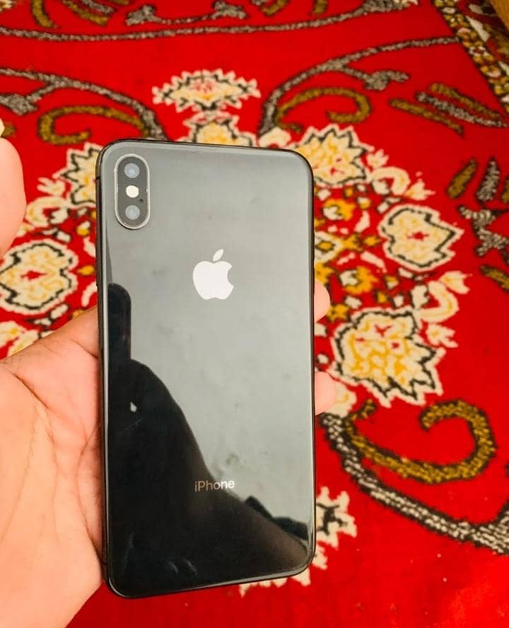 Apple iPhone XS Max 0
