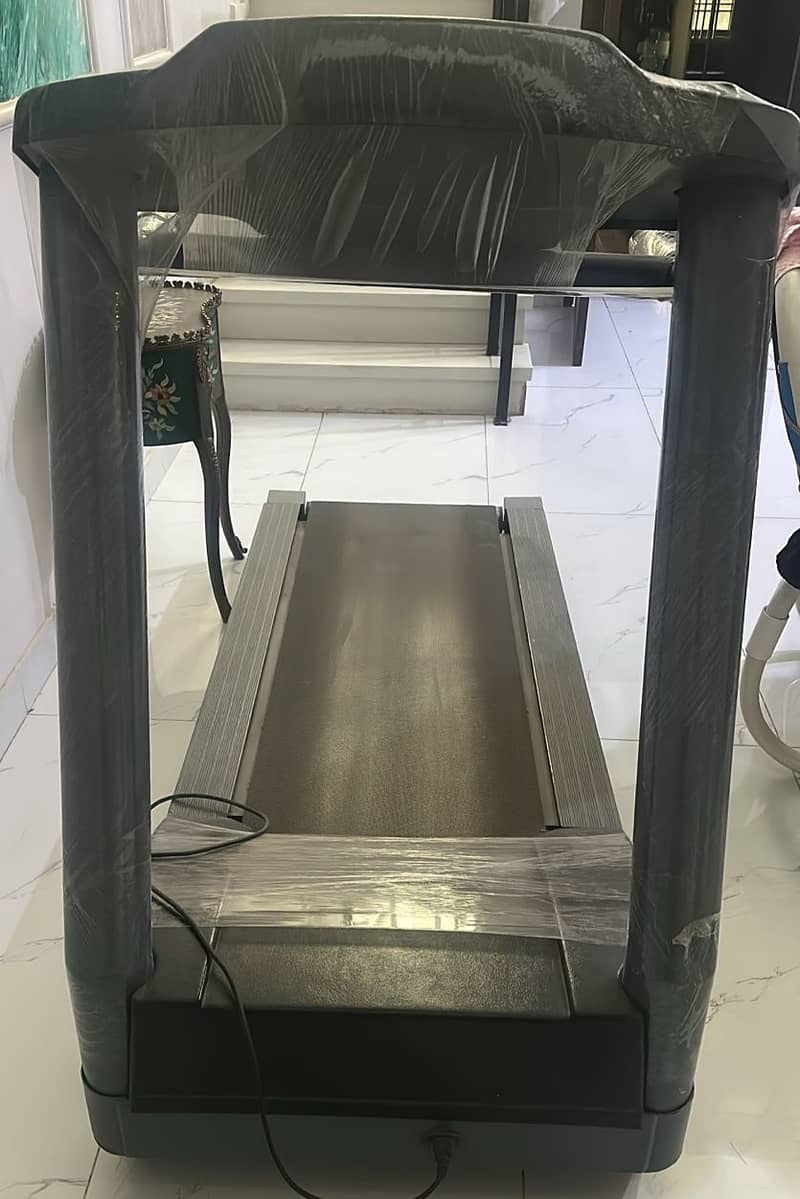 Automatic treadmill exercise running walk jogging machine runner 1