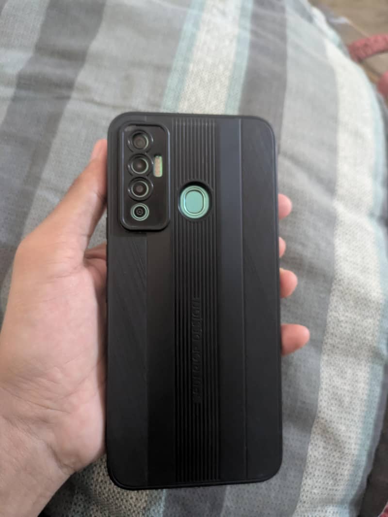 Tecno Camon 17 1
