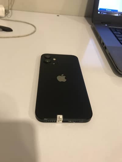 Apple iPhone 12