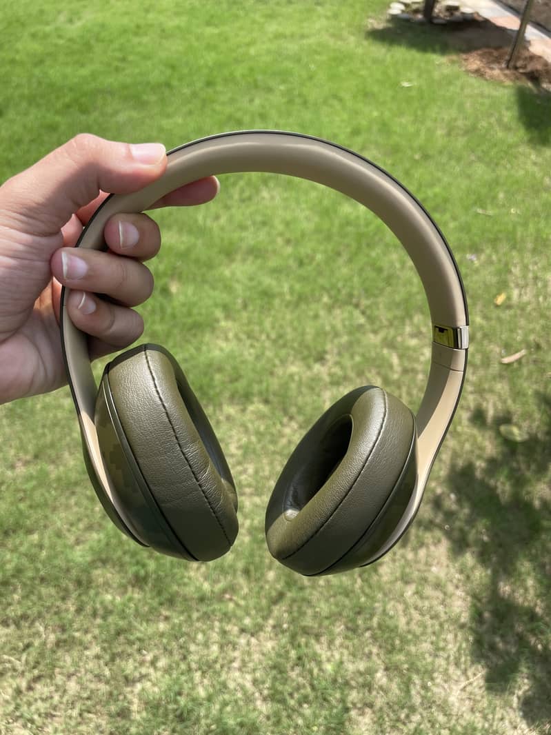 Beats Studio3 Wireless – Camo 3
