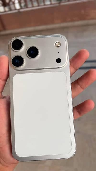 Apple iPhone 11 converted to 17 pro
