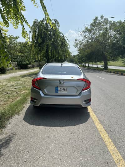 Honda Civic Oriel 2021