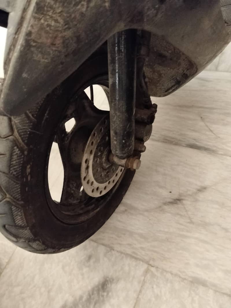 49cc scooty 3