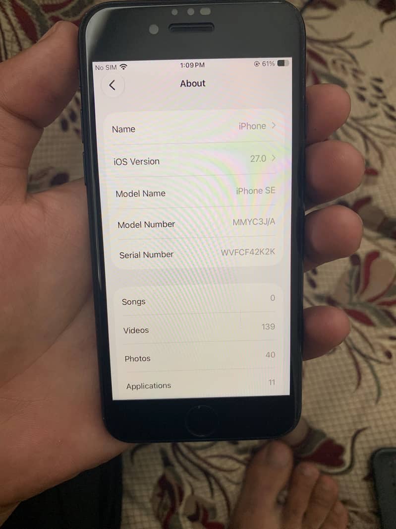 Apple iPhone SE 3 2