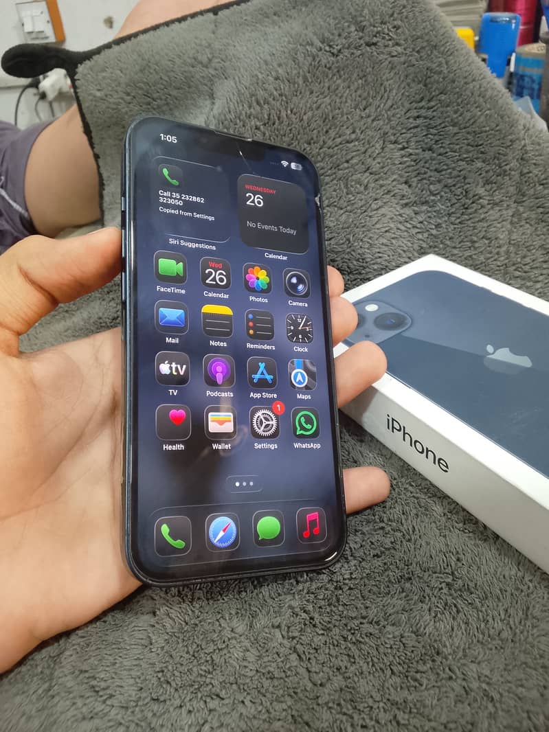 Apple iPhone 13 6