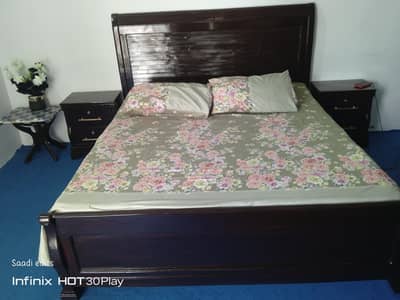 king size elegant style bed