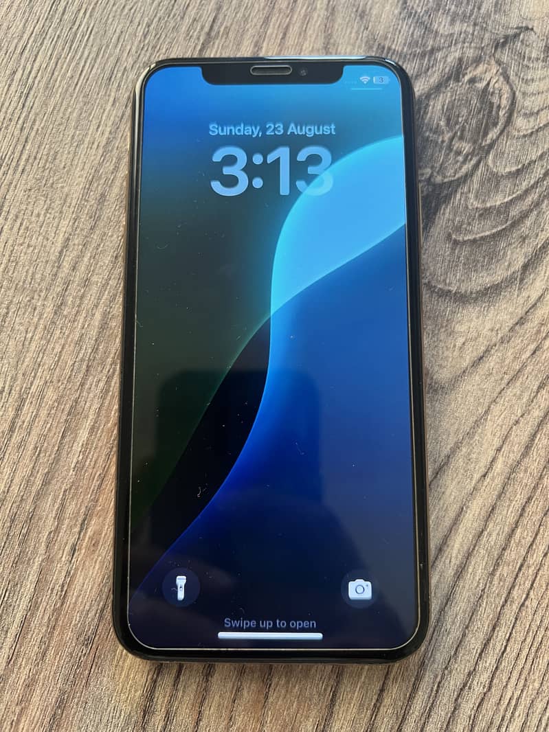 Apple iPhone XS 7