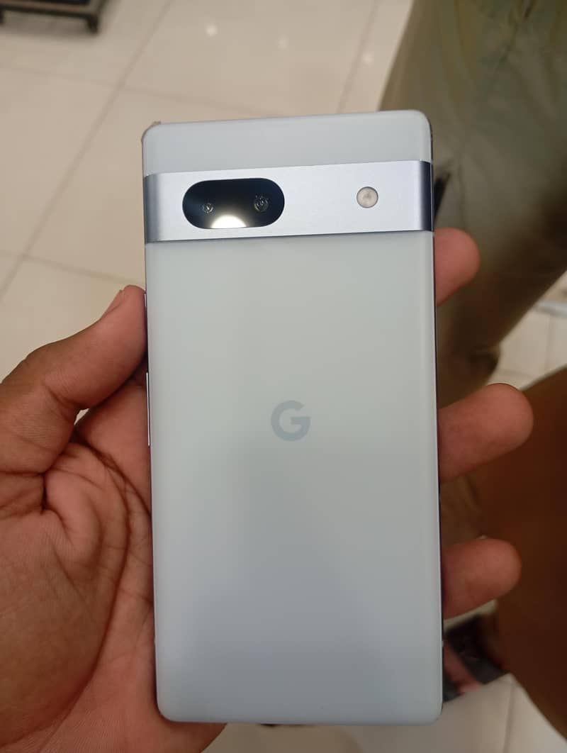 Google Pixel 7a 1