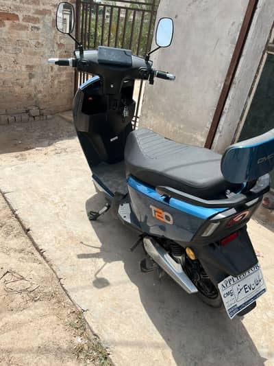 CMC T20 plus blue colour 1000 watt