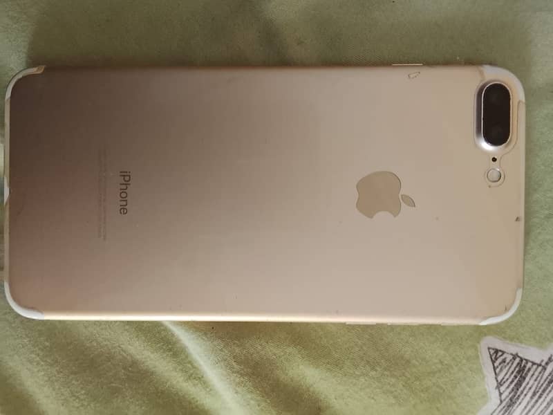 Apple iPhone 7 Plus 5